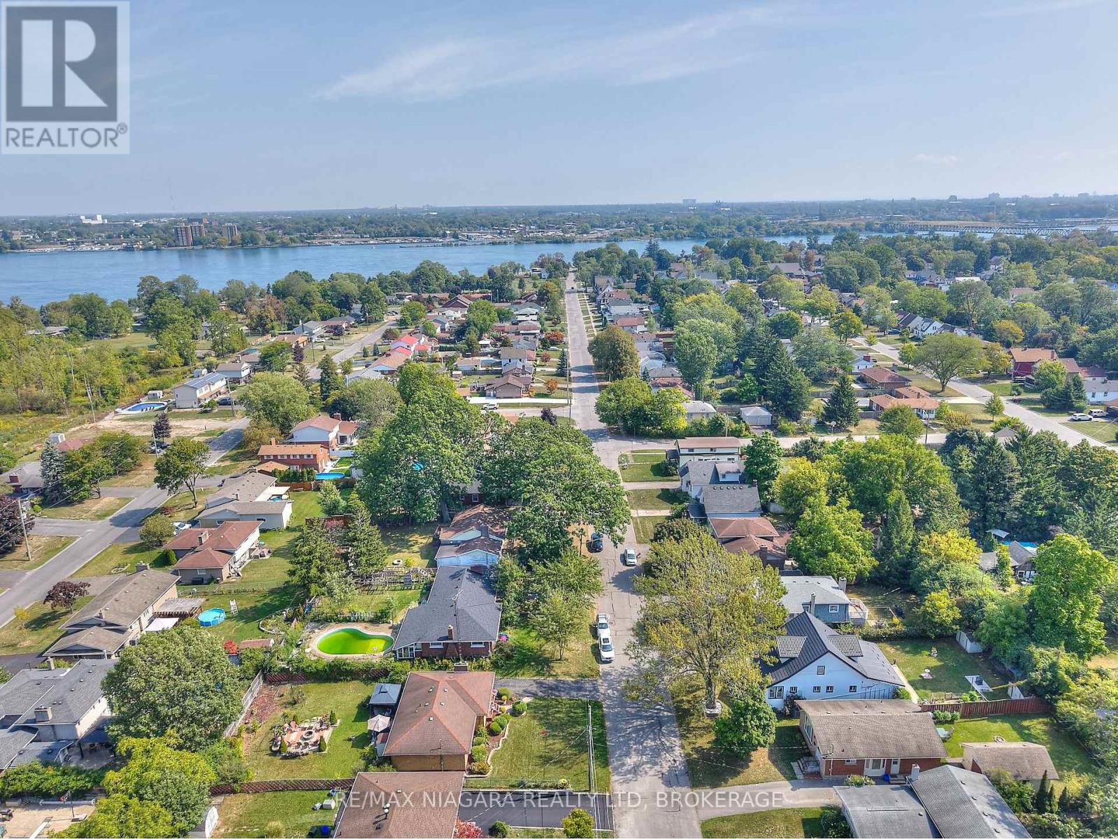 316 BOWEN ROAD - 33