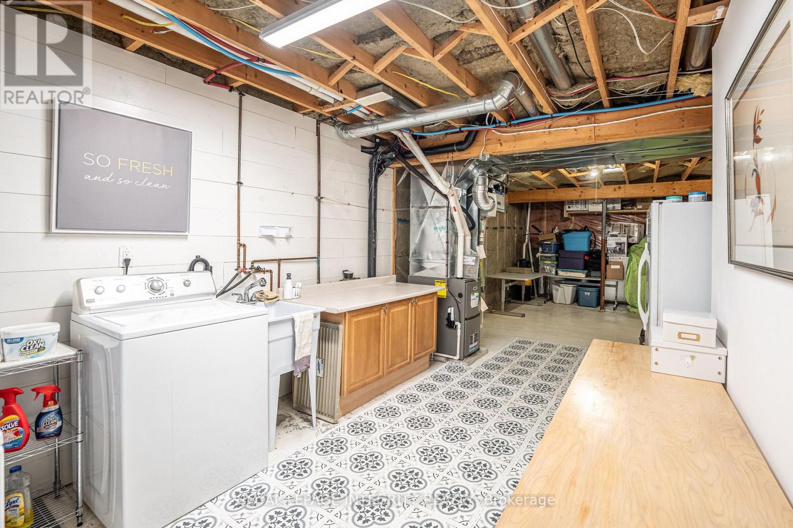 4 CHERRY AVENUE - 21