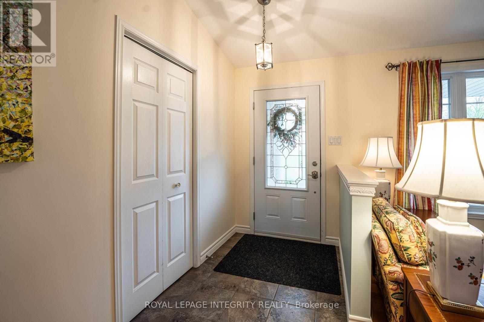 4 CHERRY AVENUE - 4
