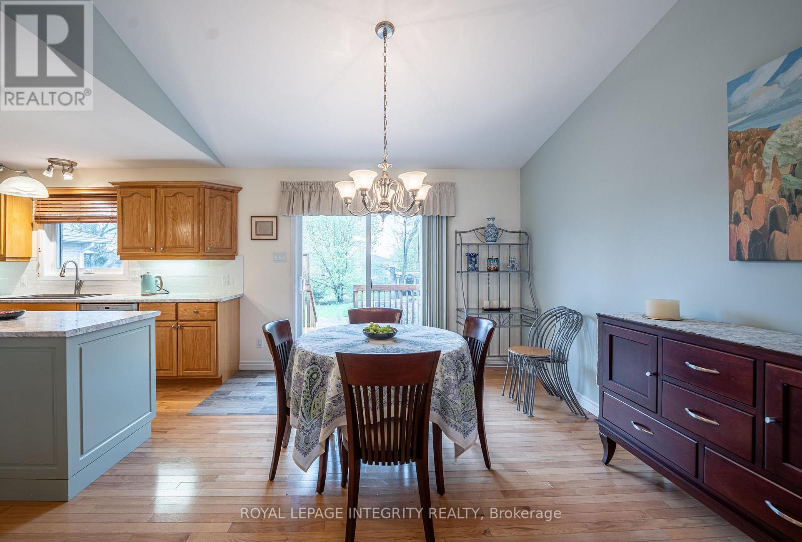 4 CHERRY AVENUE - 9