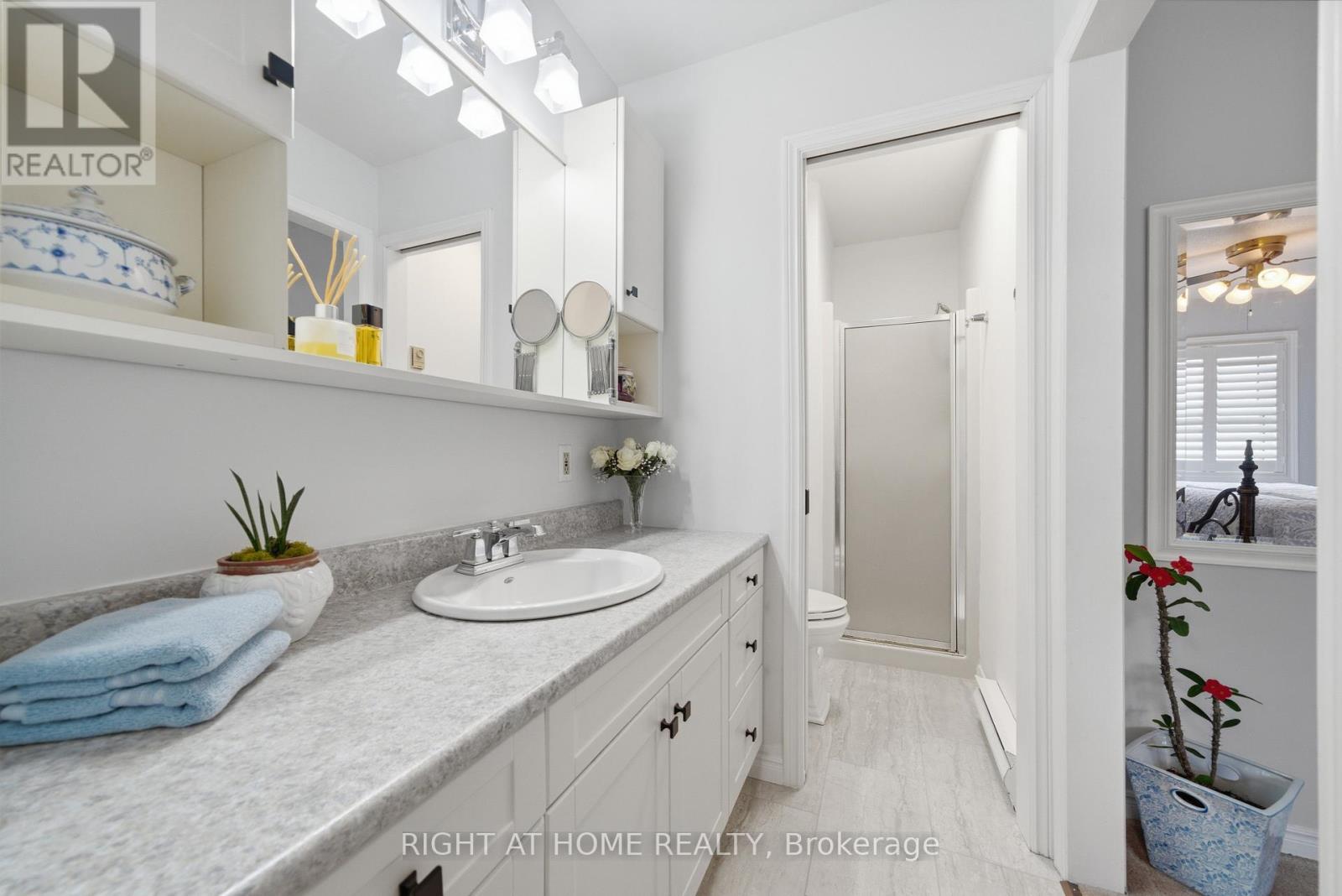 20 ARGYLE CRESCENT - Image 14