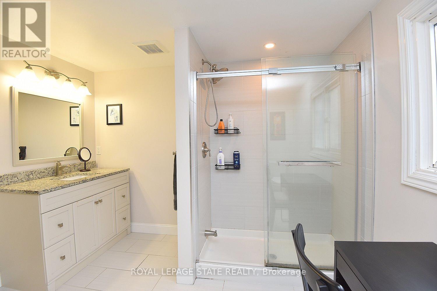 75 JOSEPHINE DRIVE - 26