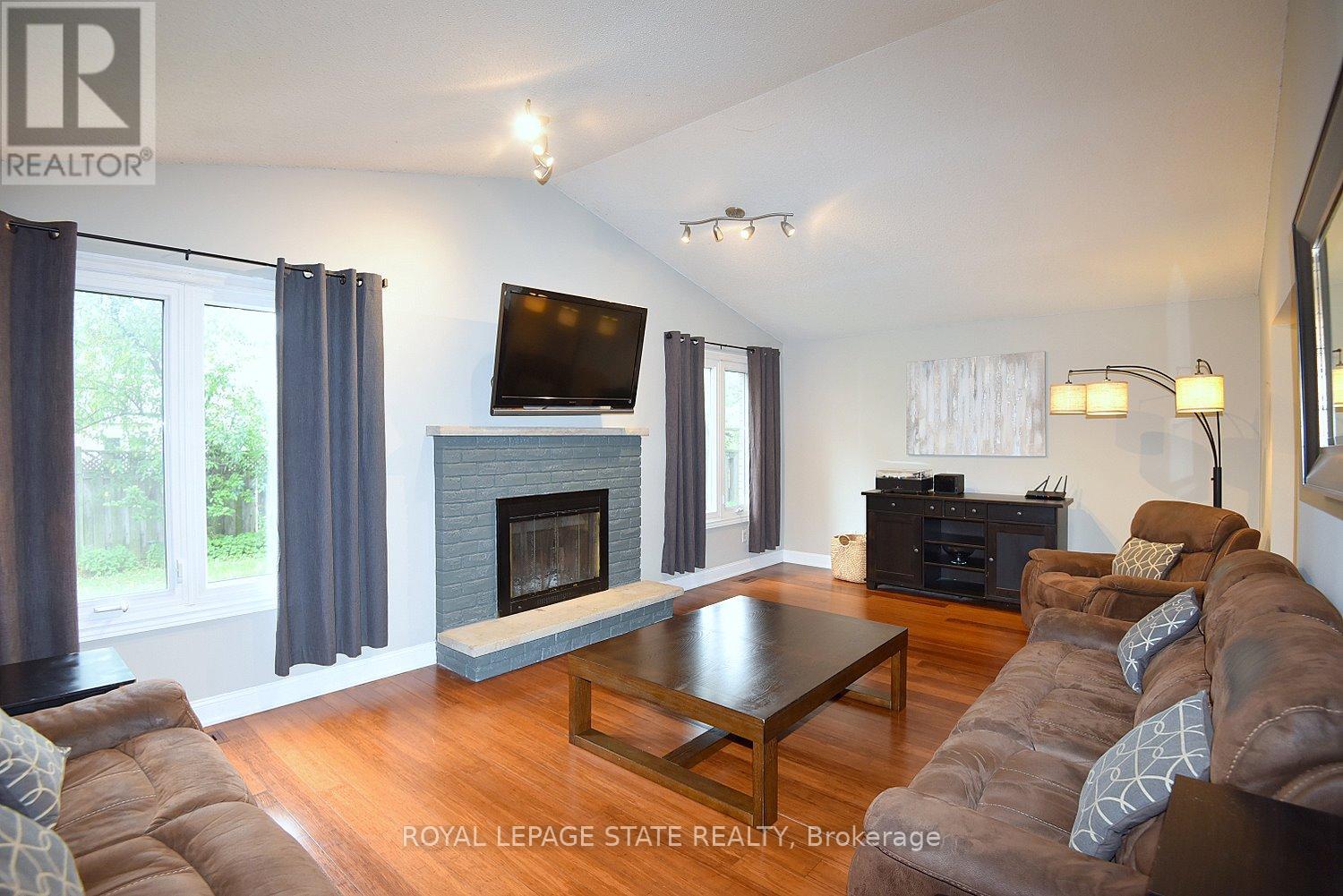75 JOSEPHINE DRIVE - 7