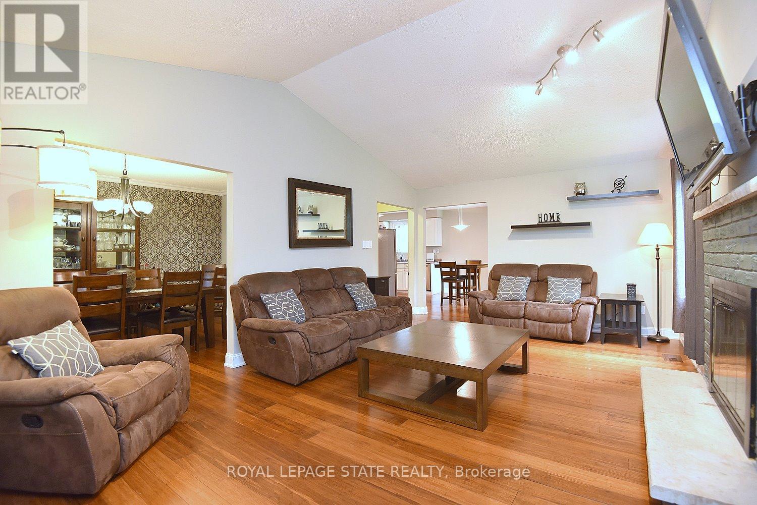 75 JOSEPHINE DRIVE - 8