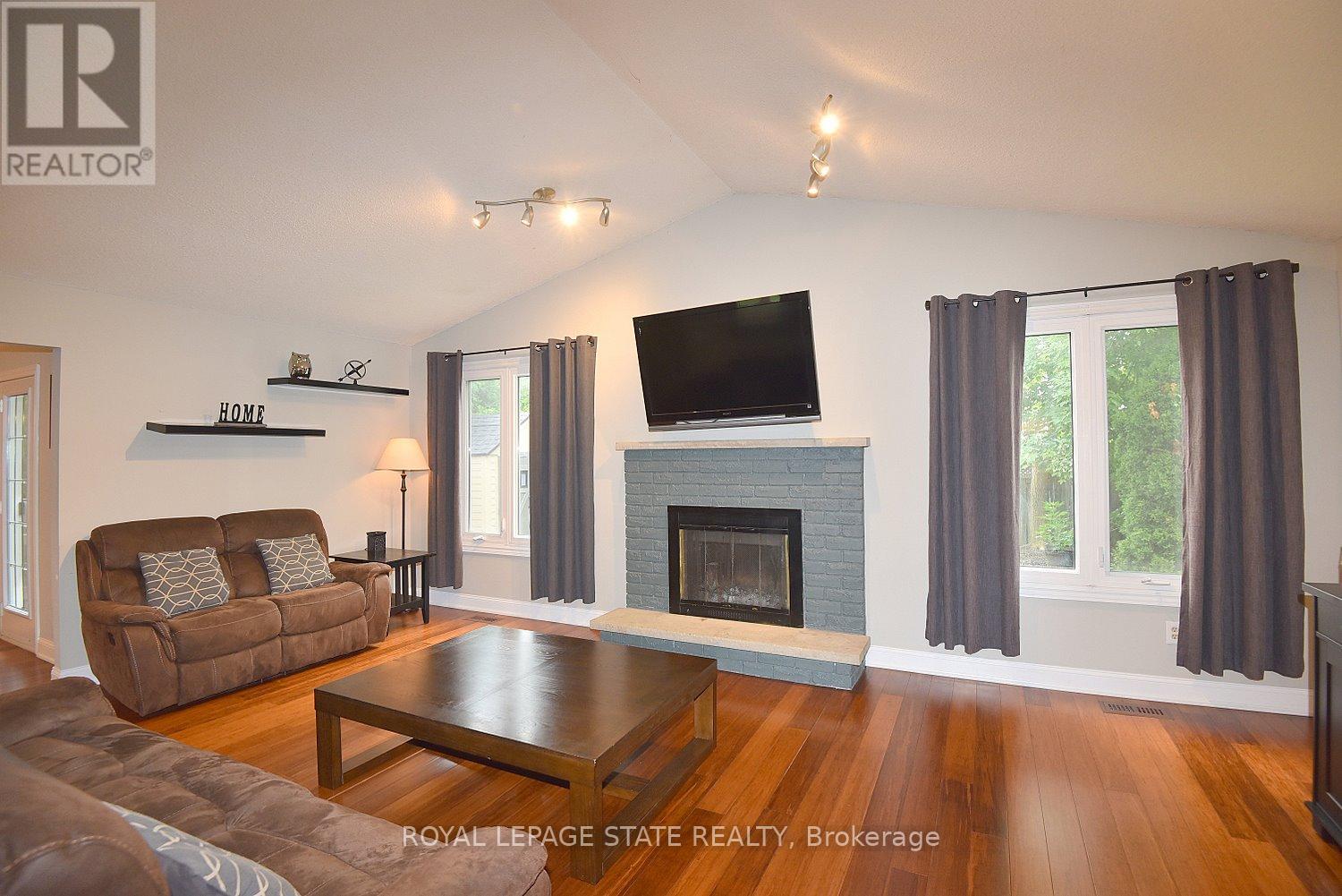 75 JOSEPHINE DRIVE - 9