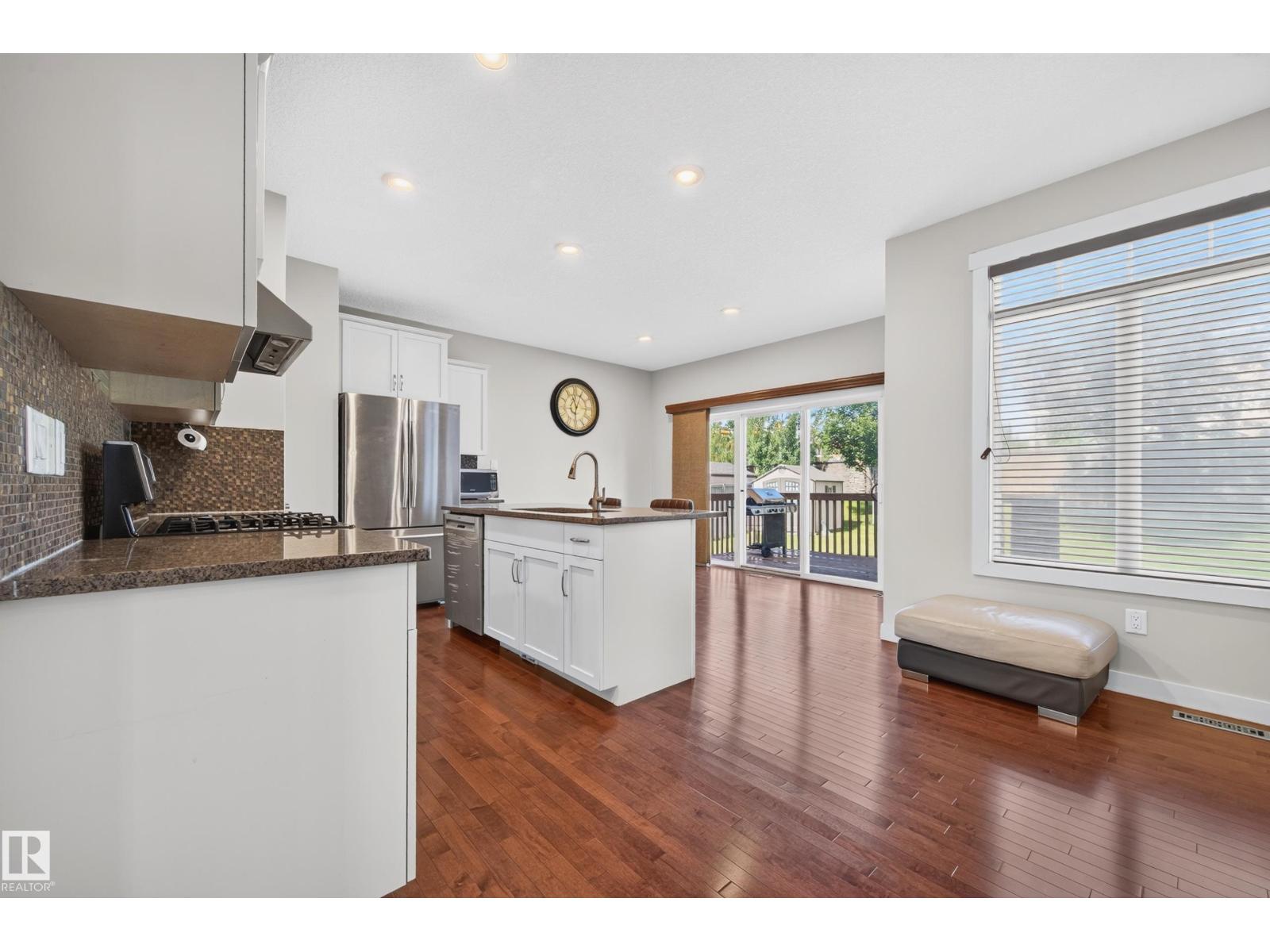 1512 Cunningham CA SW - 13