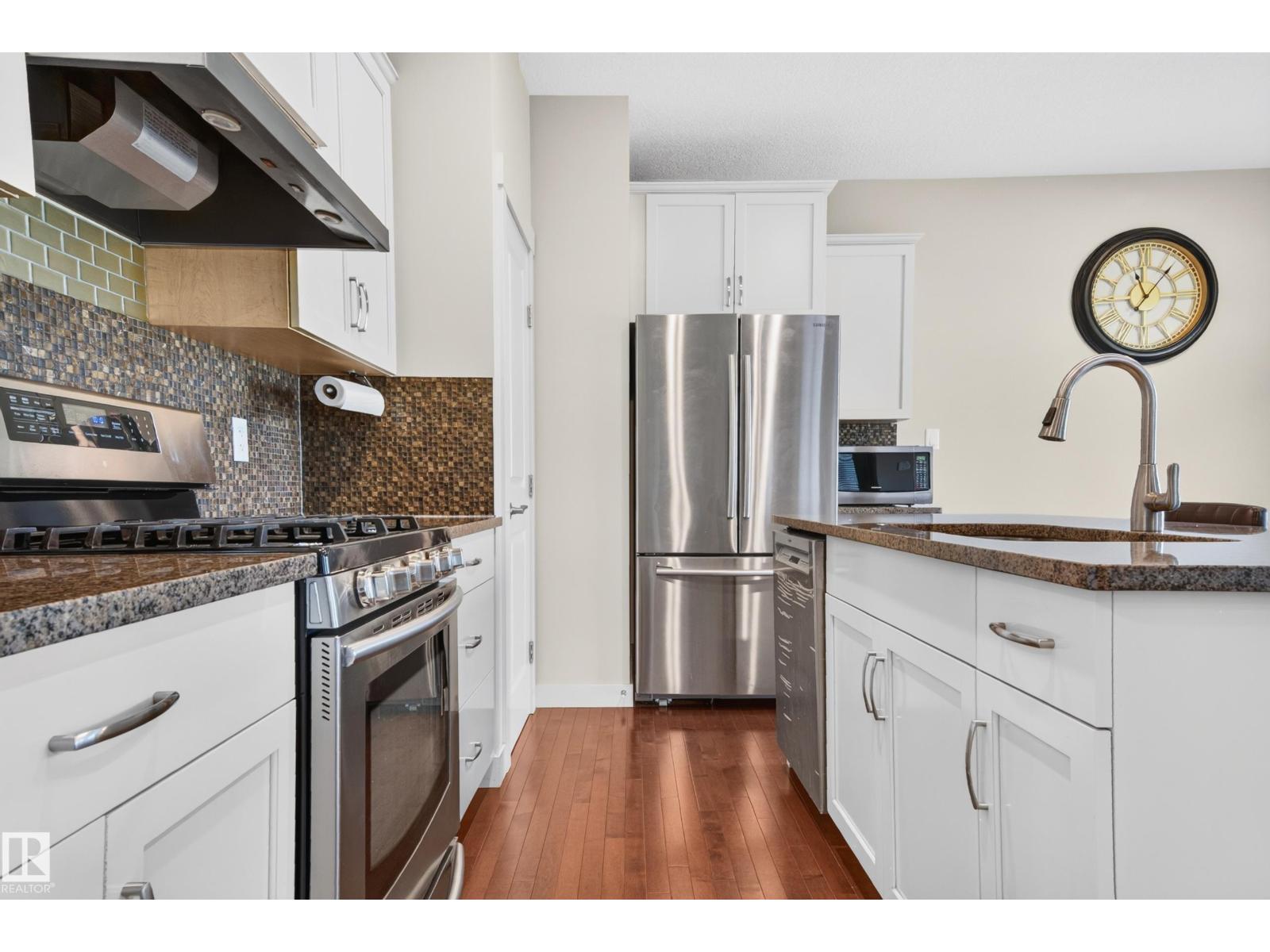 1512 Cunningham CA SW - 21
