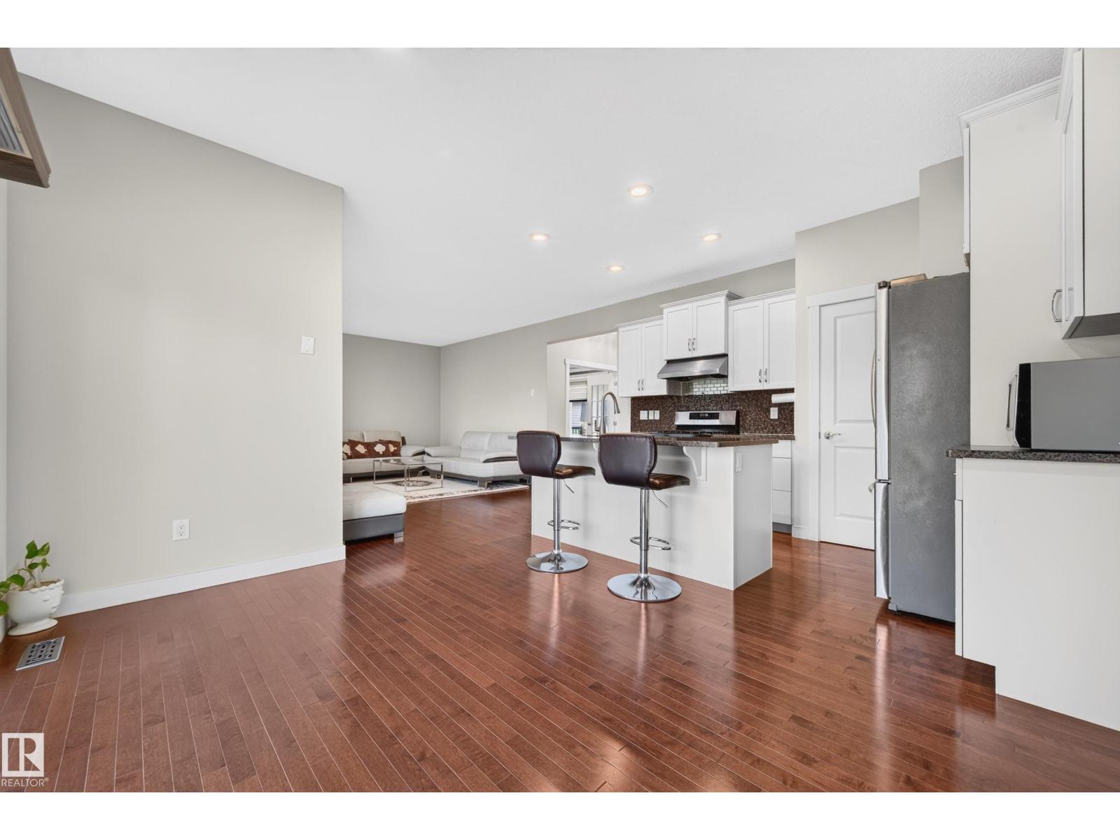 1512 Cunningham CA SW - 26