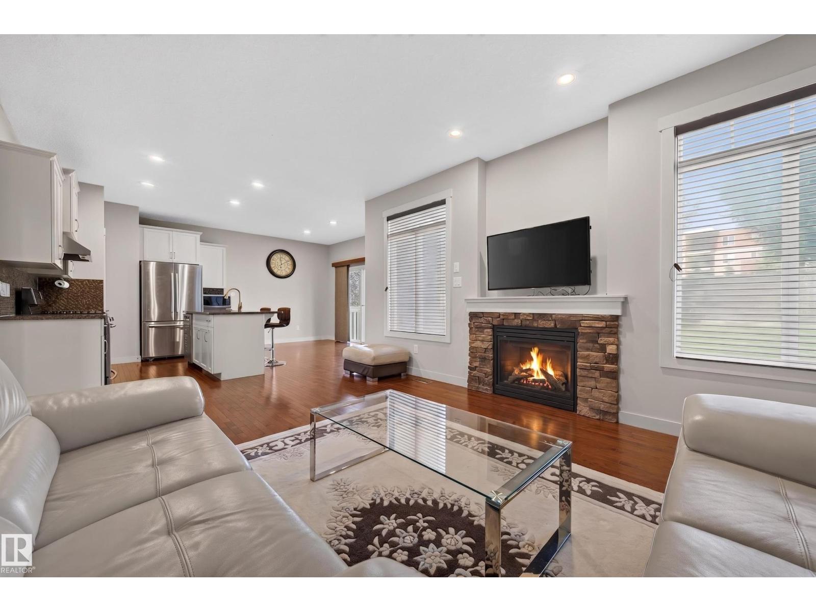 1512 Cunningham CA SW - 31