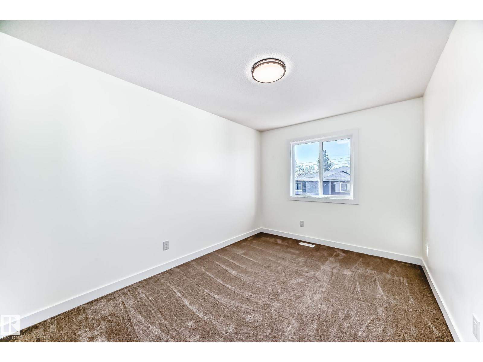 10721 70 AV NW - 36