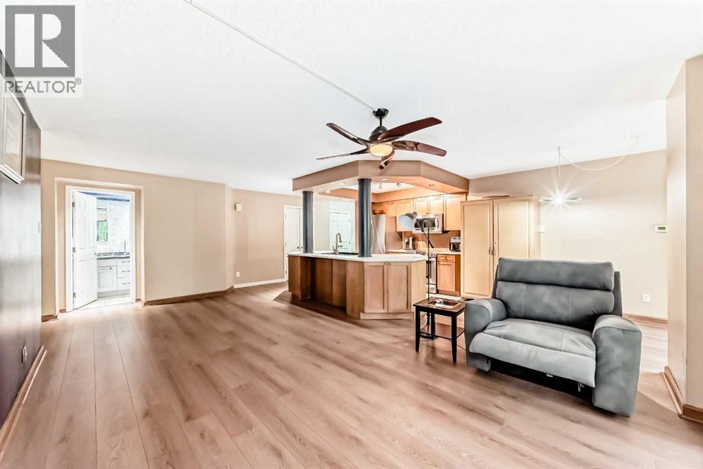 #208 659 4 Avenue NE - 31