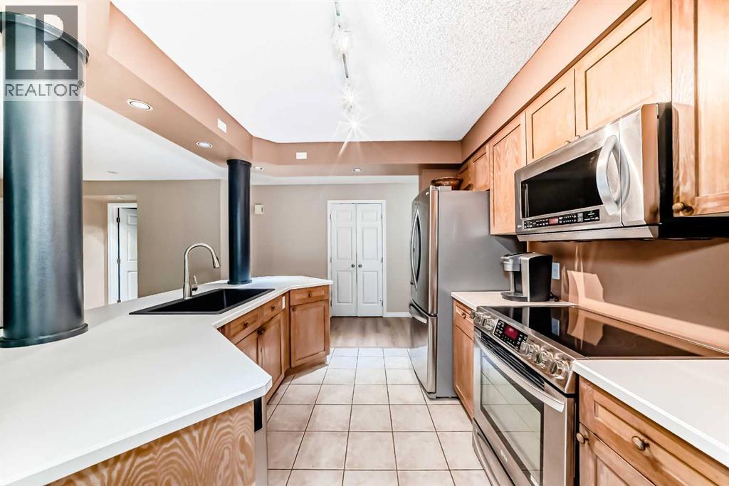 #208 659 4 Avenue NE - 10
