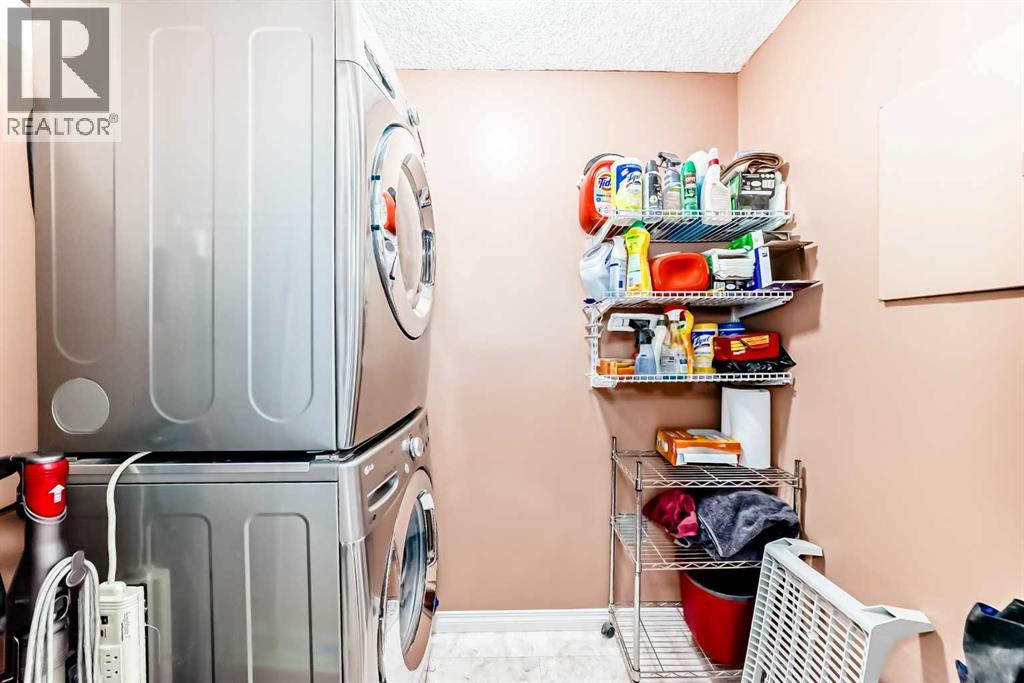 #208 659 4 Avenue NE - 44