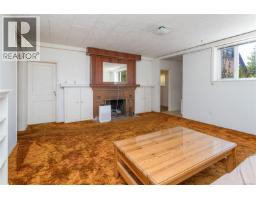 Primary Bedroom - 430 Gorge Rd W, Saanich, BC V9A1N1 Photo 18