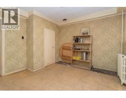 430 Gorge Rd W, Saanich, BC V9A1N1 Photo 20