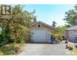 430 Gorge Rd W, Saanich, BC V9A1N1 Photo 27