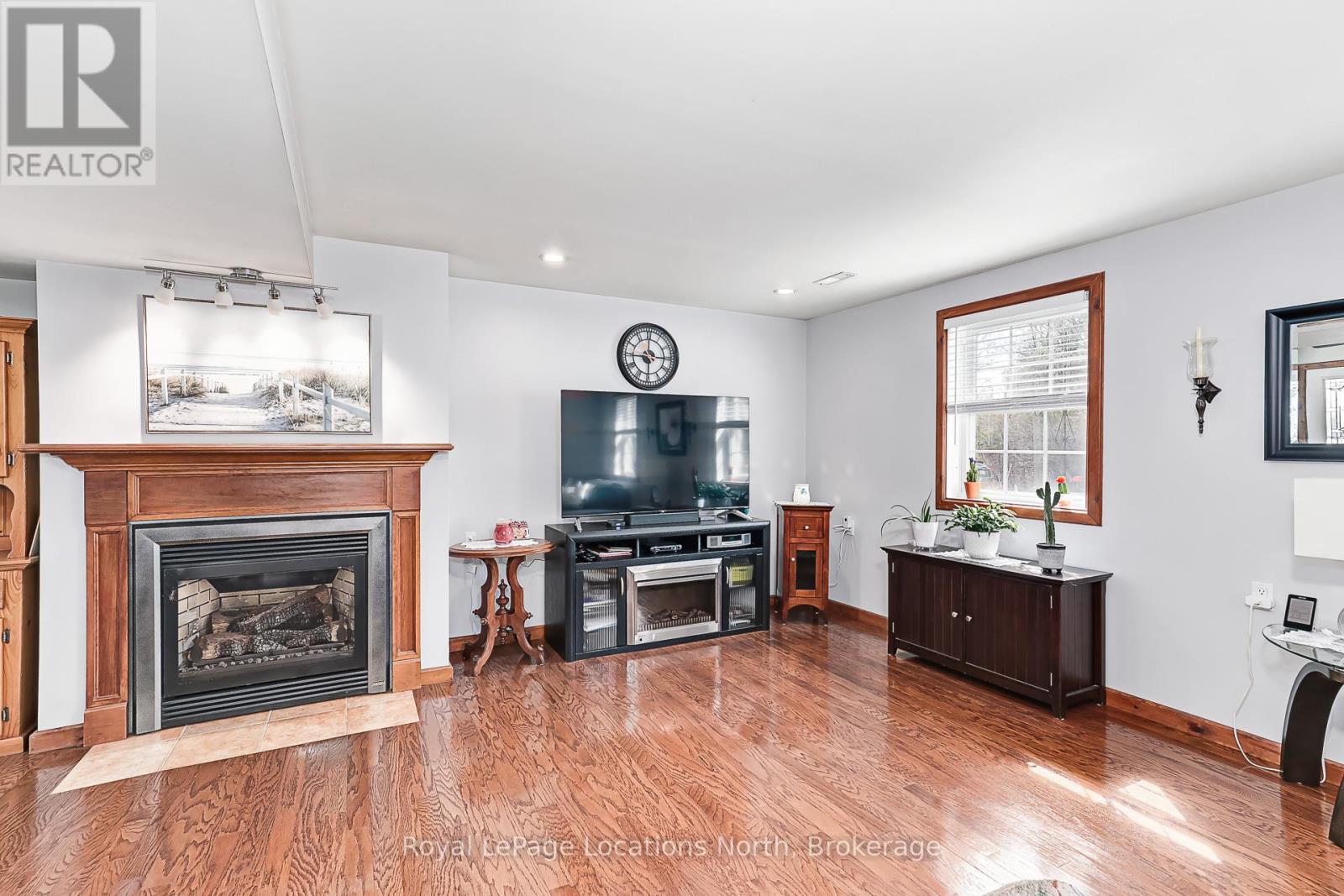 63 BROADVIEW STREET - 22