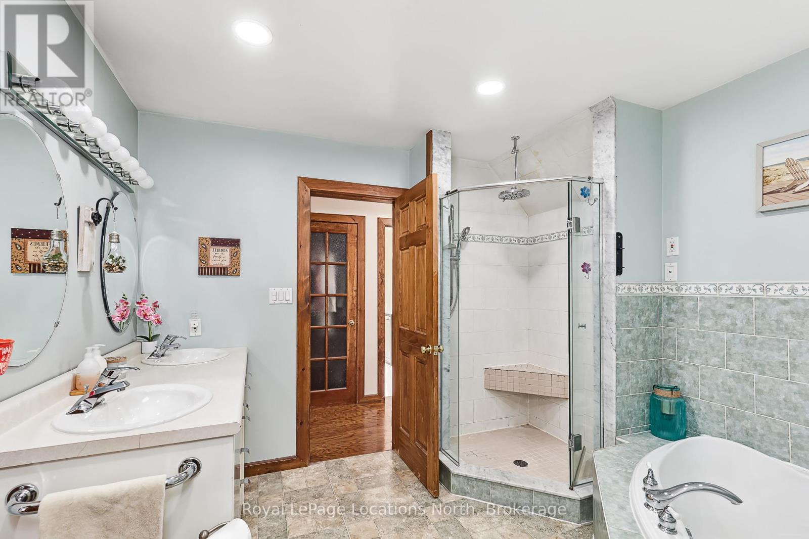 63 BROADVIEW STREET - 13