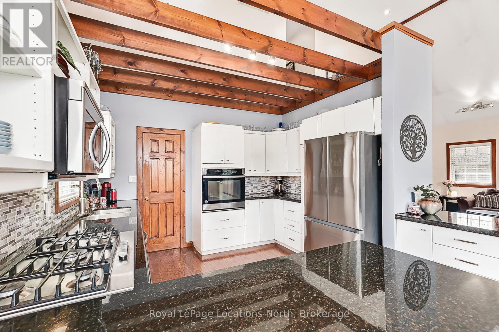 63 BROADVIEW STREET - 11