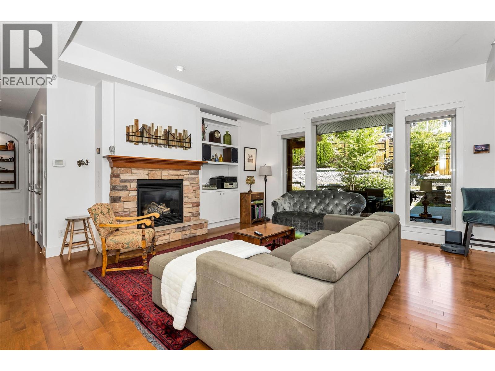 4111 Camelback Way, Vernon