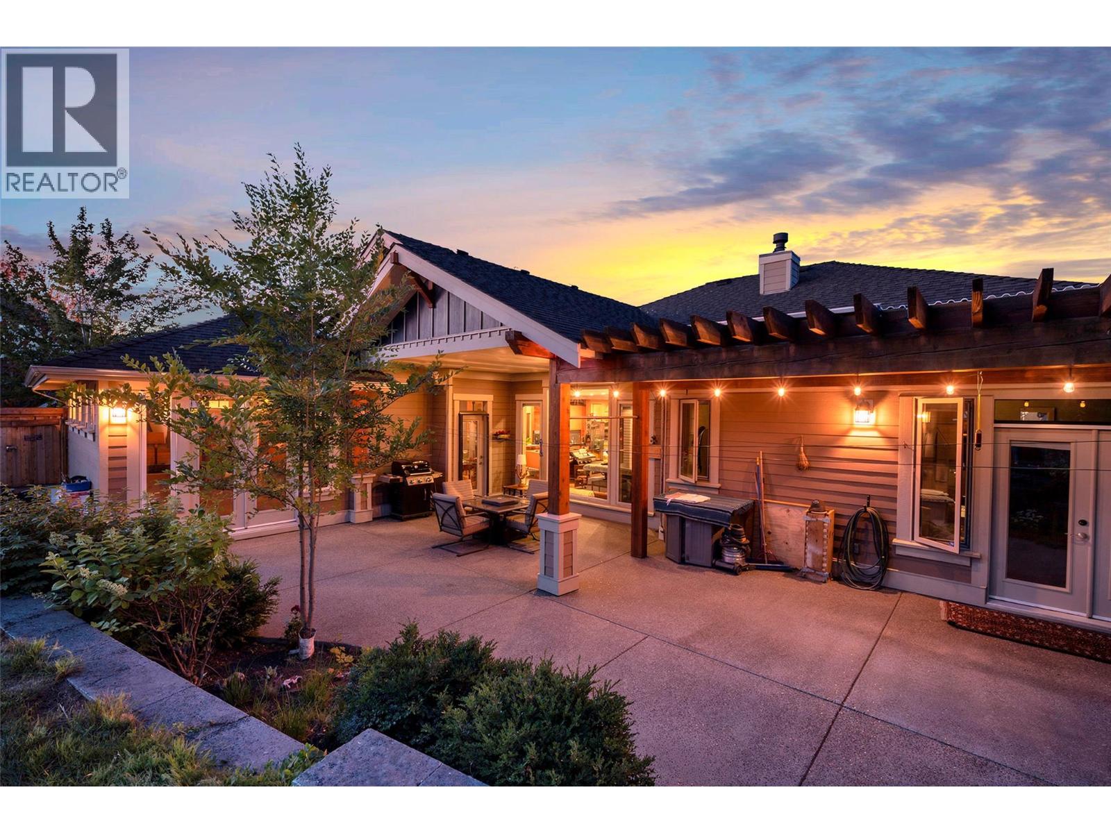 4111 Camelback Way, Vernon