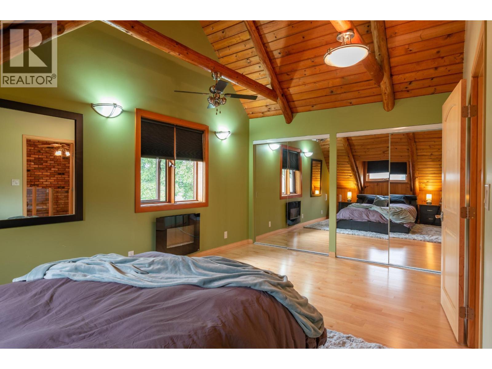 906 JAMES Road - 86