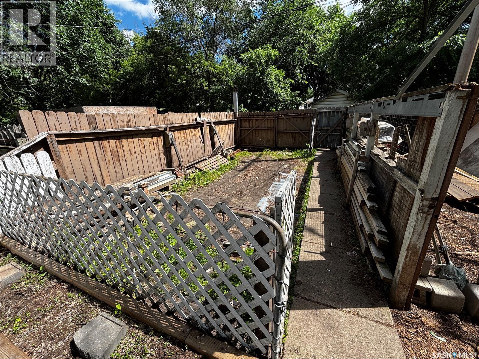 428 I AVENUE S - 16