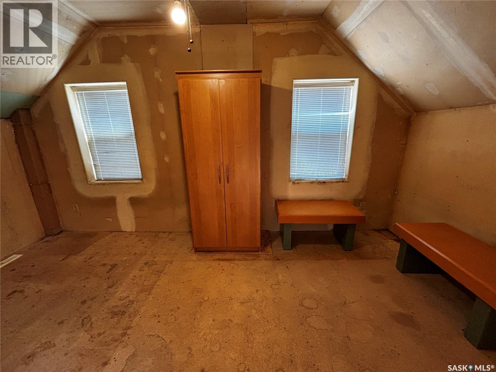 428 I AVENUE S - 9