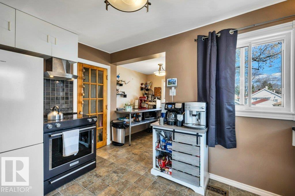 11445 68 ST NW - 12
