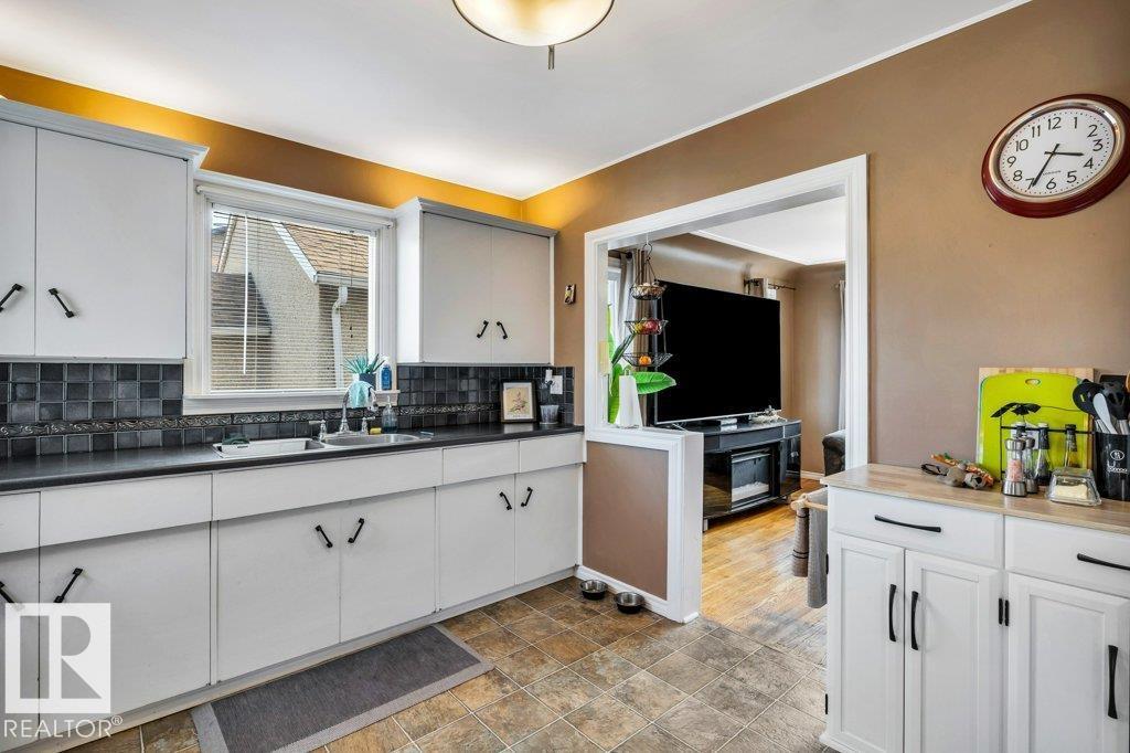 11445 68 ST NW - 13