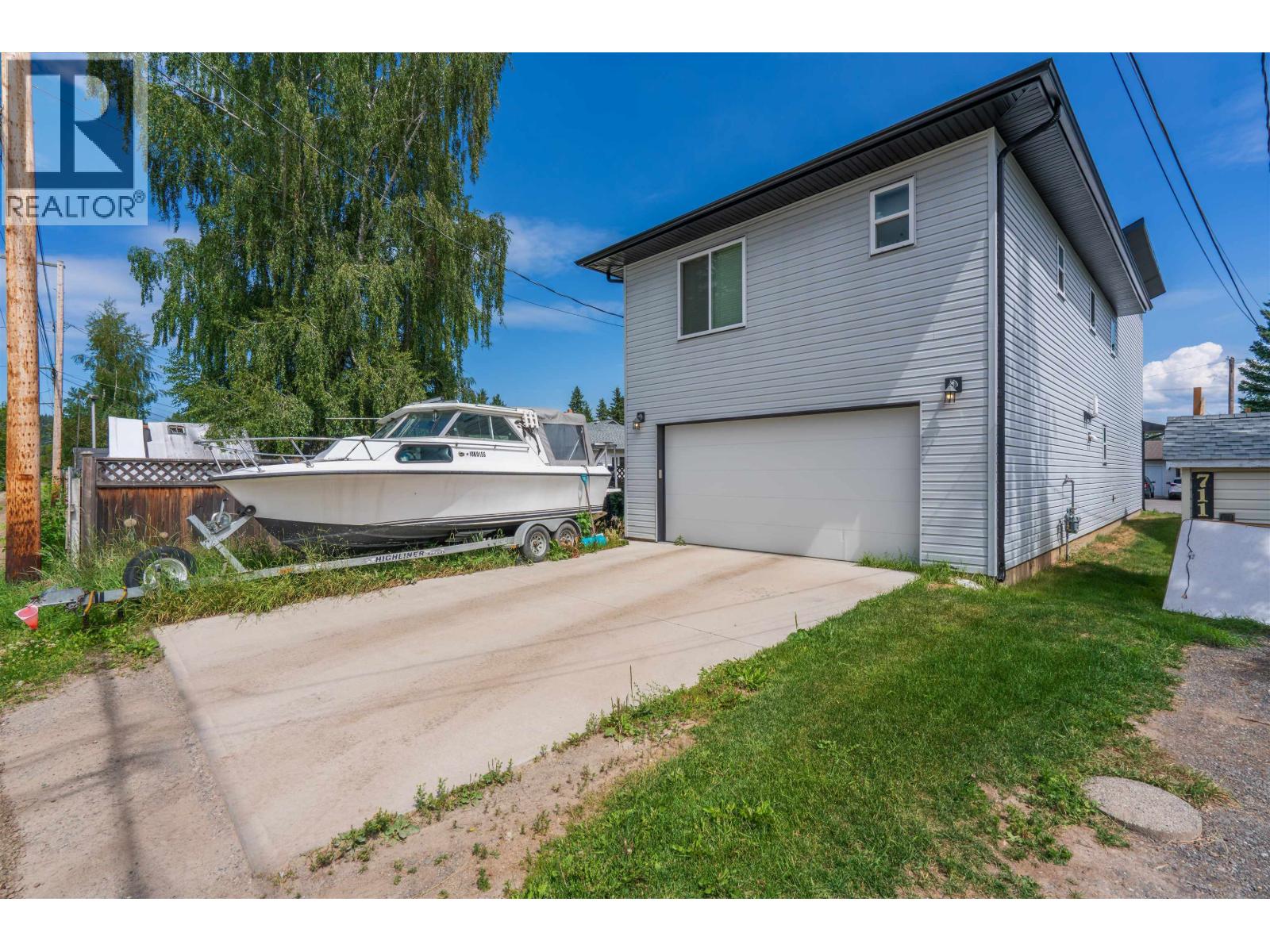 705 BURDEN STREET - 7