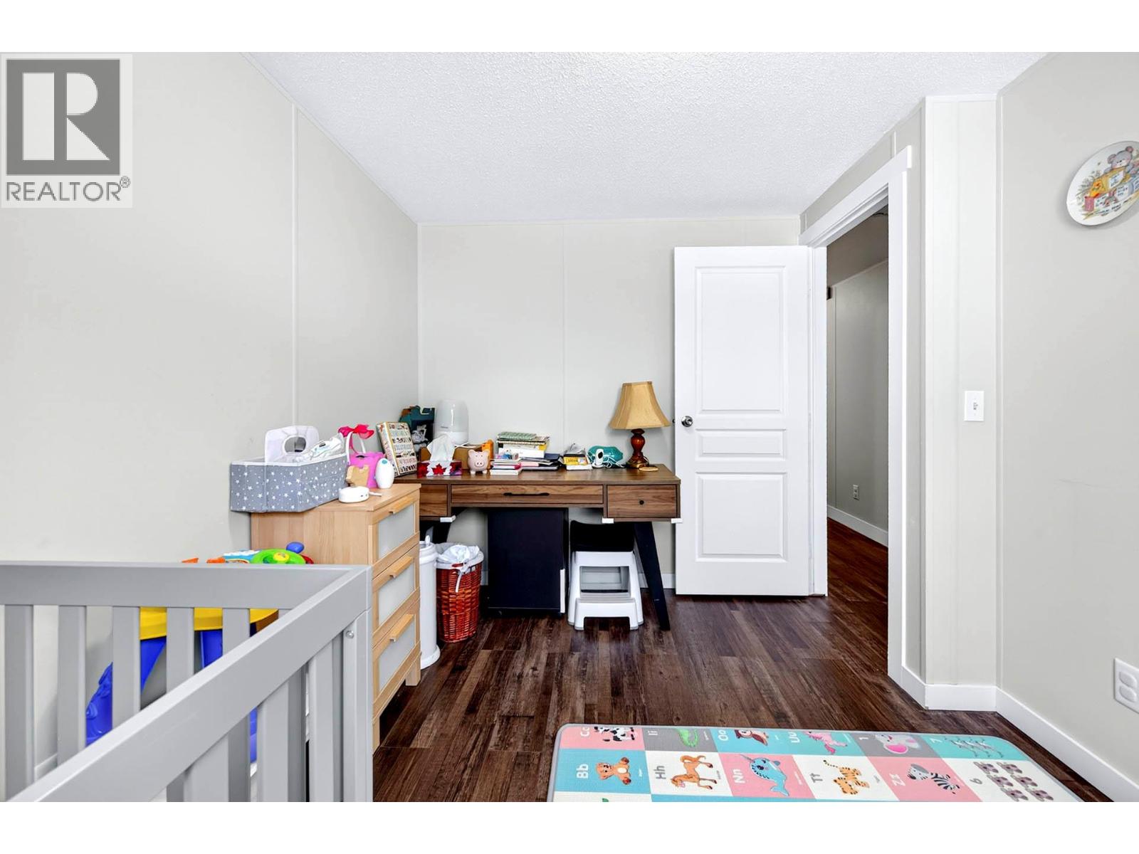 940 Ida Lane - 19