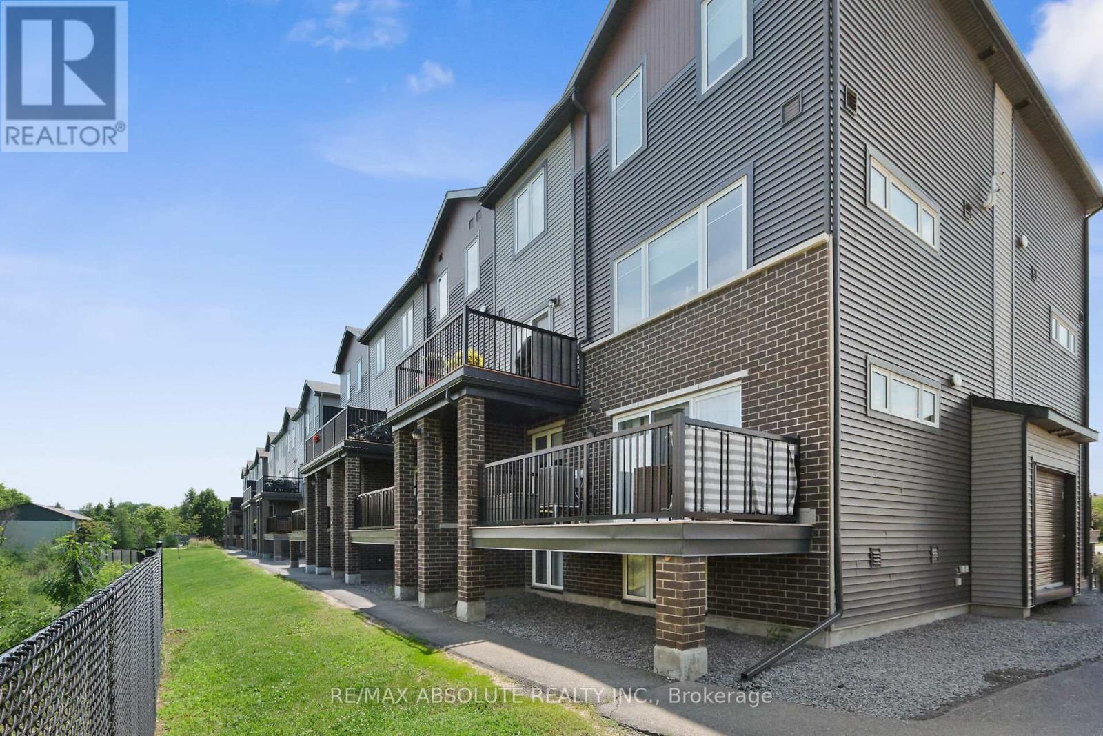 2 Bed, 2 Bath House for Rent in Ottawa – 235A ELDORADO PRIVATE, Ottawa – MLS# X13534742 - Image 25