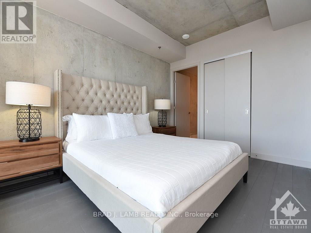 #209 203 CATHERINE STREET - 14