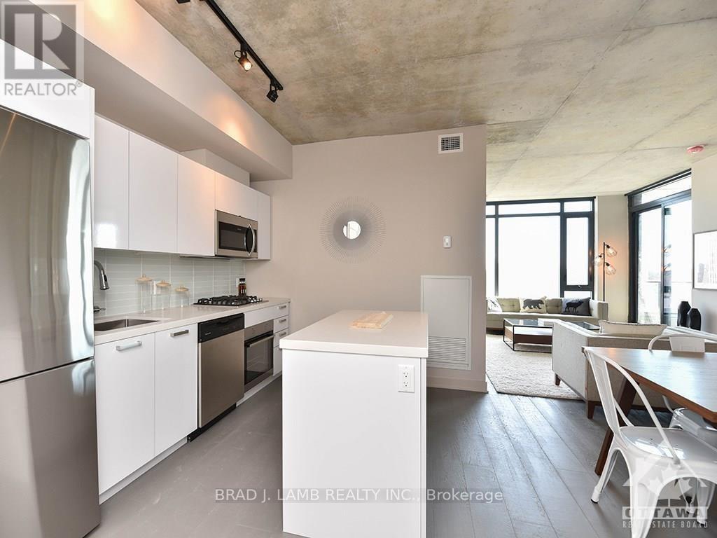 #209 203 CATHERINE STREET - 6
