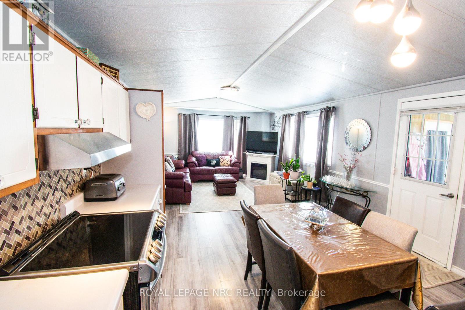 #83 3033 TOWNLINE ROAD - Image 16