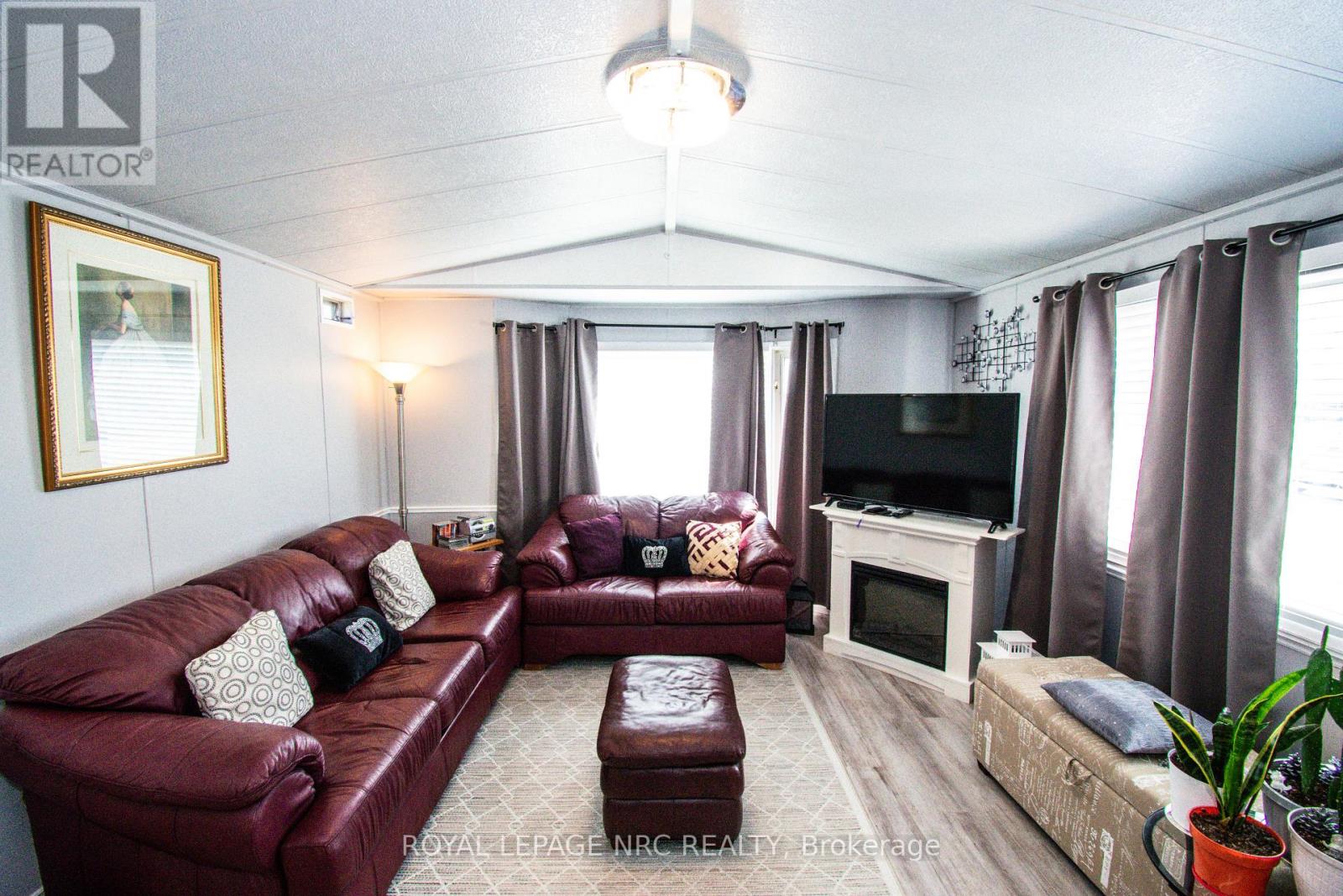 #83 3033 TOWNLINE ROAD - Image 7