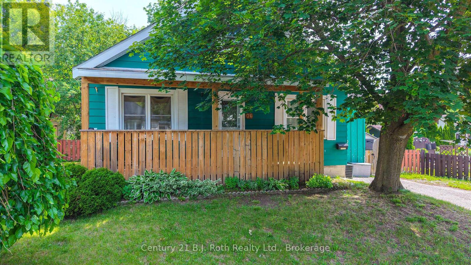 76 MCKENZIE STREET - 40