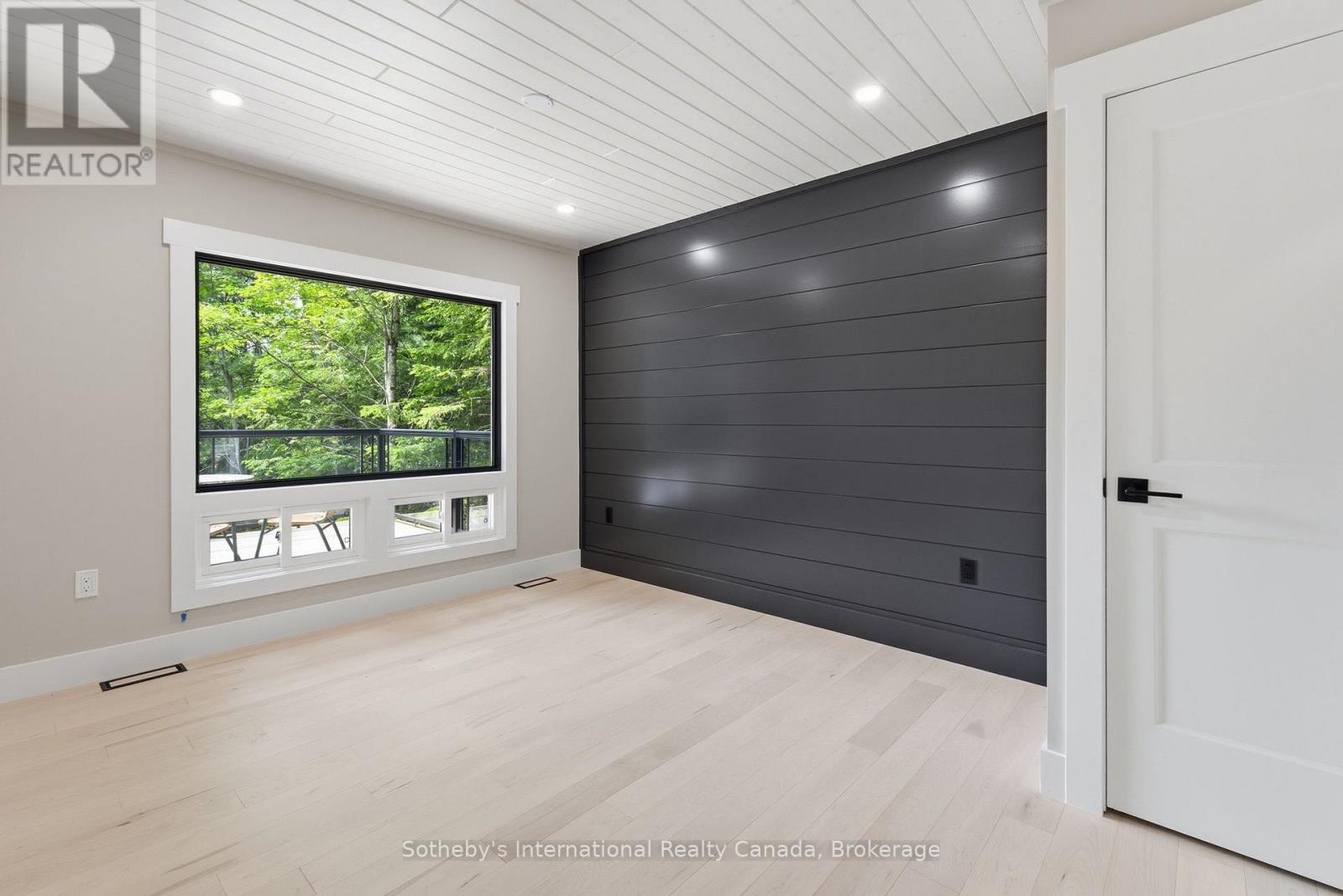 1023 STRACHAN POINT ROAD - 25