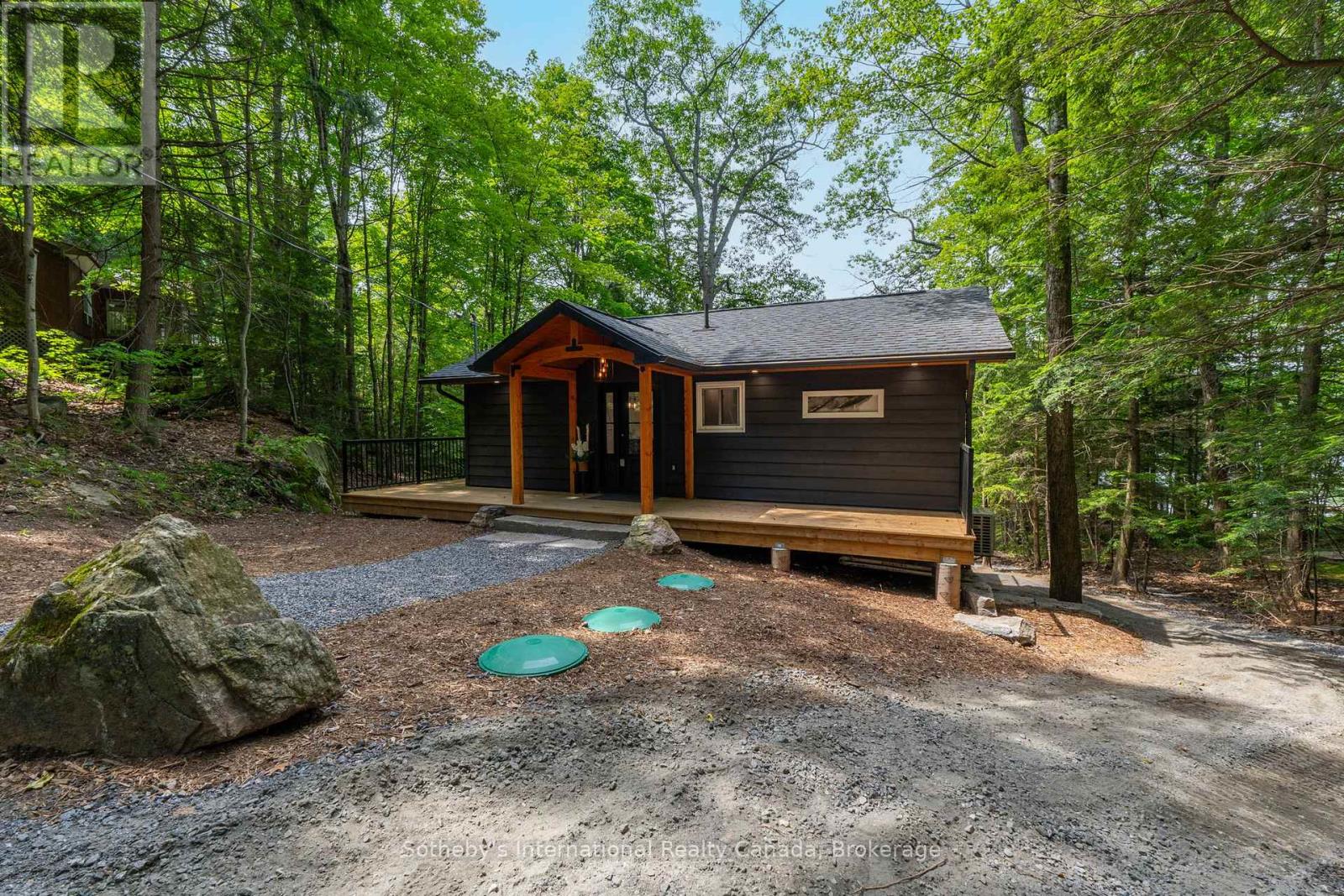 1023 STRACHAN POINT ROAD - 8