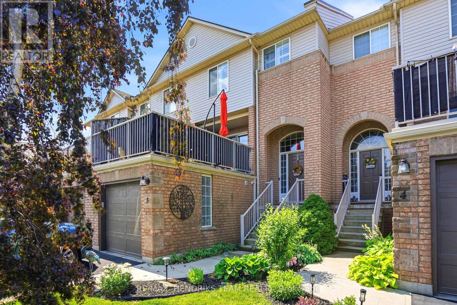 #3 176 LIVINGSTON AVENUE - 1