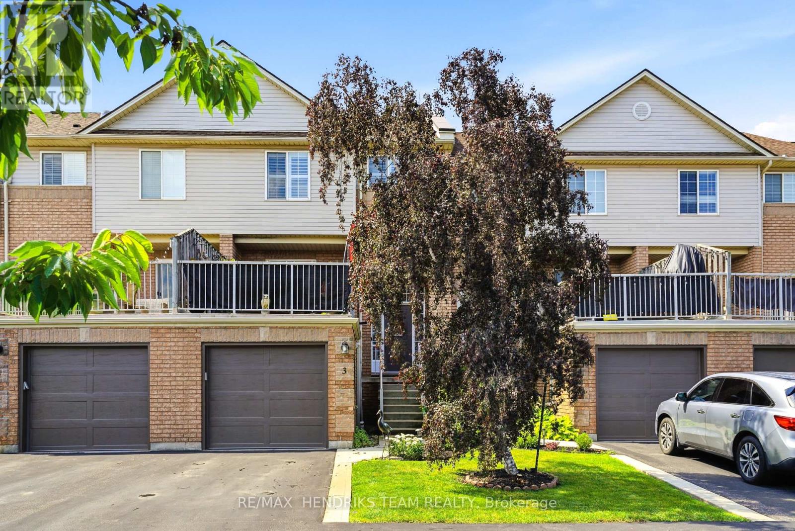 #3 176 LIVINGSTON AVENUE - 2