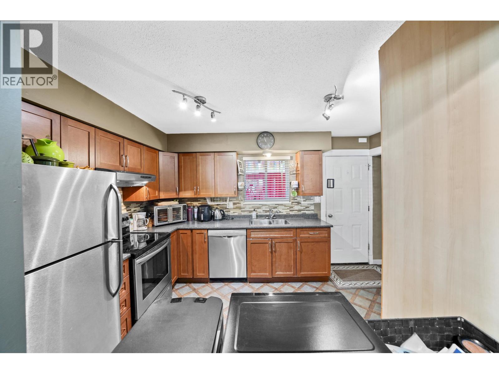 21532 MAYO PLACE, Maple Ridge