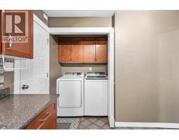 21532 Mayo Place, Maple Ridge, BC V2X2K9 Photo 11