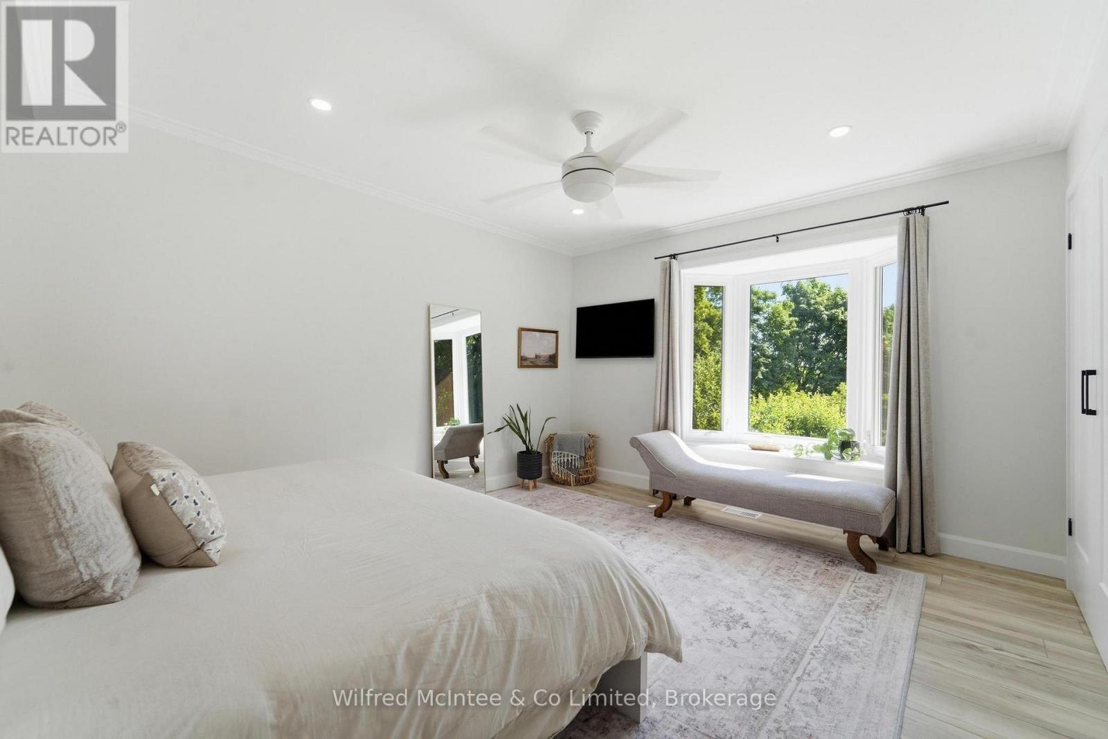 206 THOMAS STREET - 22