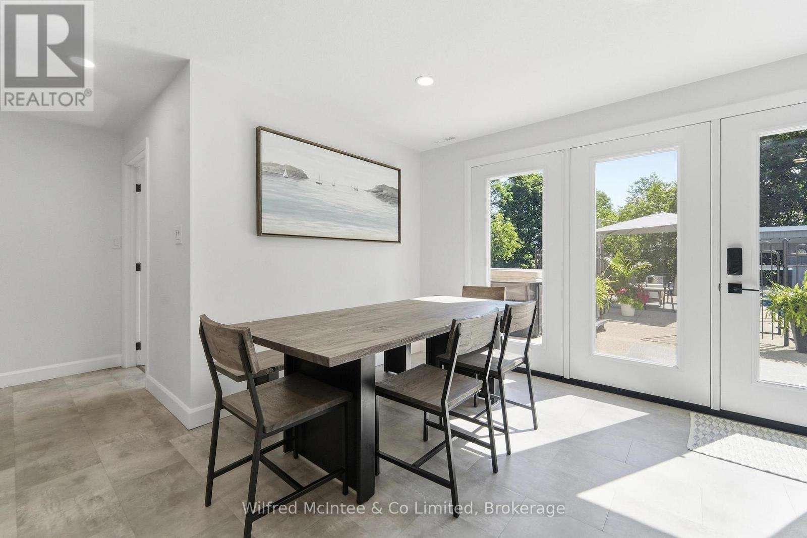 206 THOMAS STREET - 28