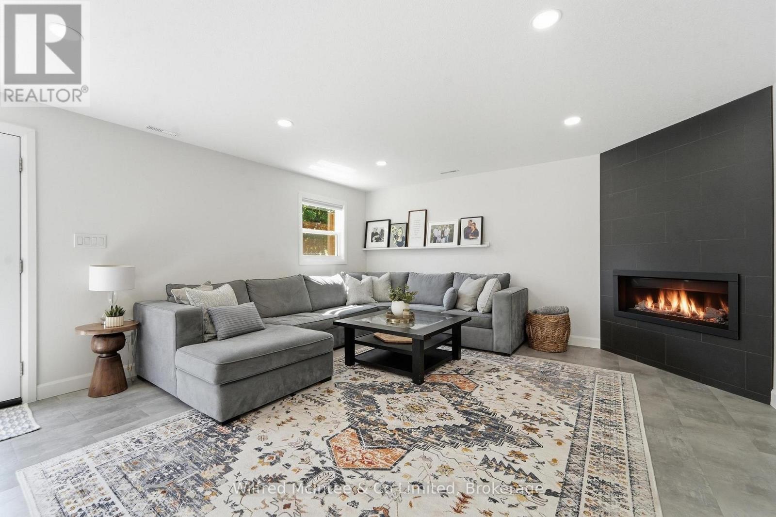 206 THOMAS STREET - 29