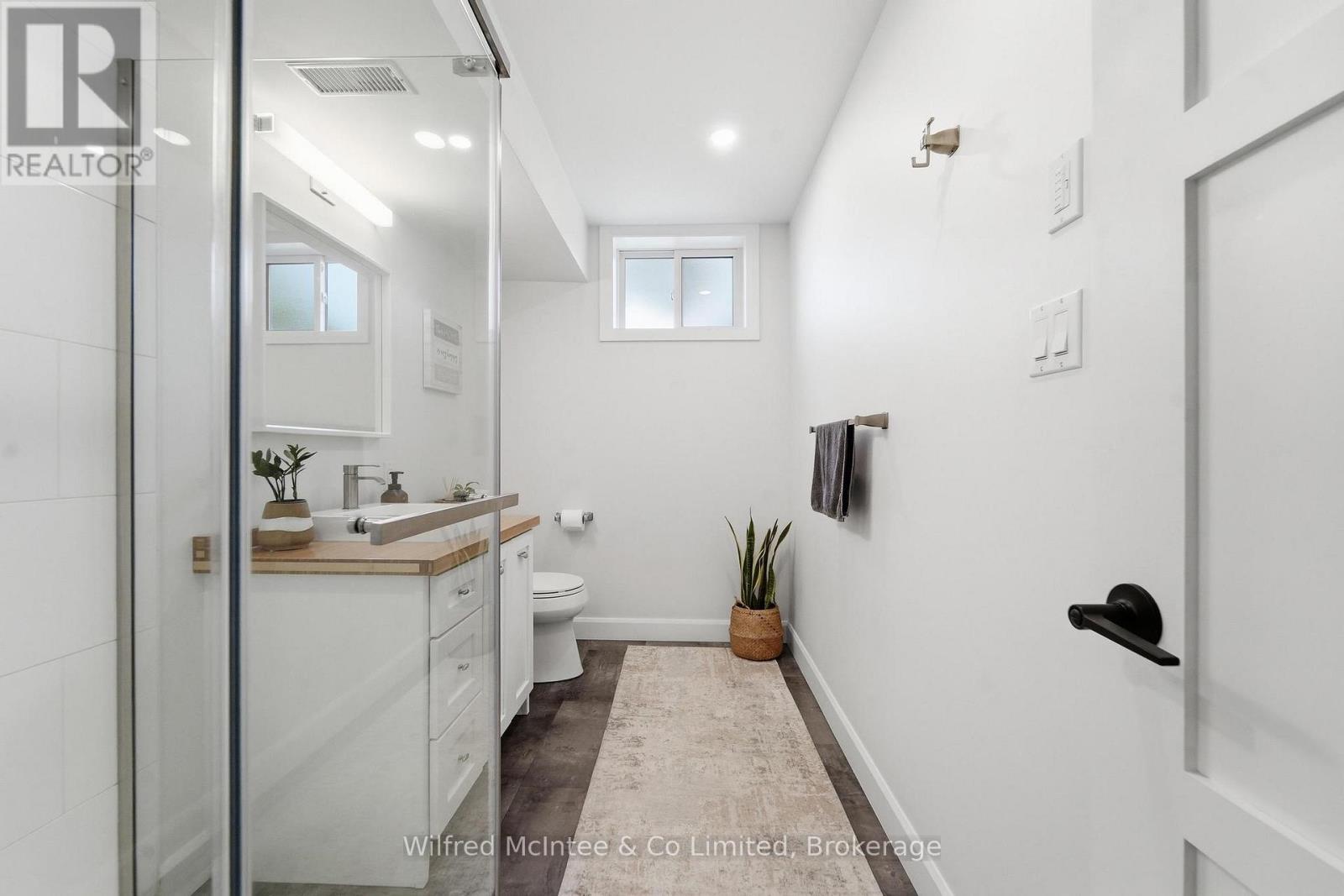 206 THOMAS STREET - 37