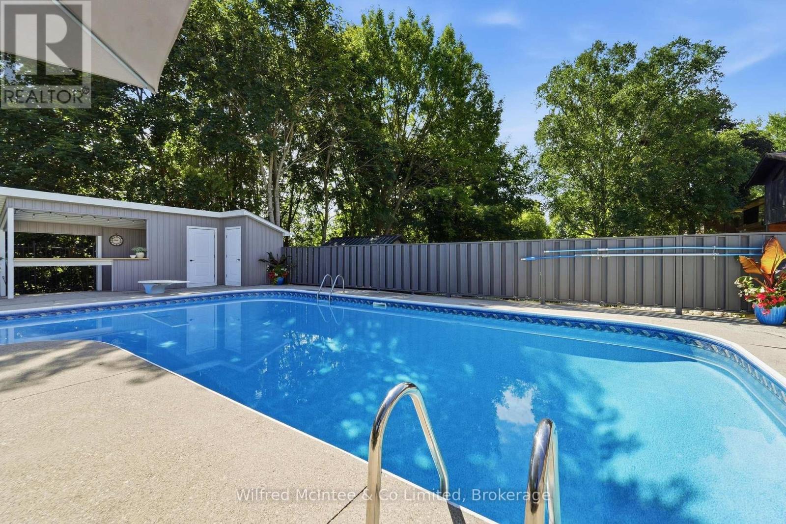 206 THOMAS STREET - 44