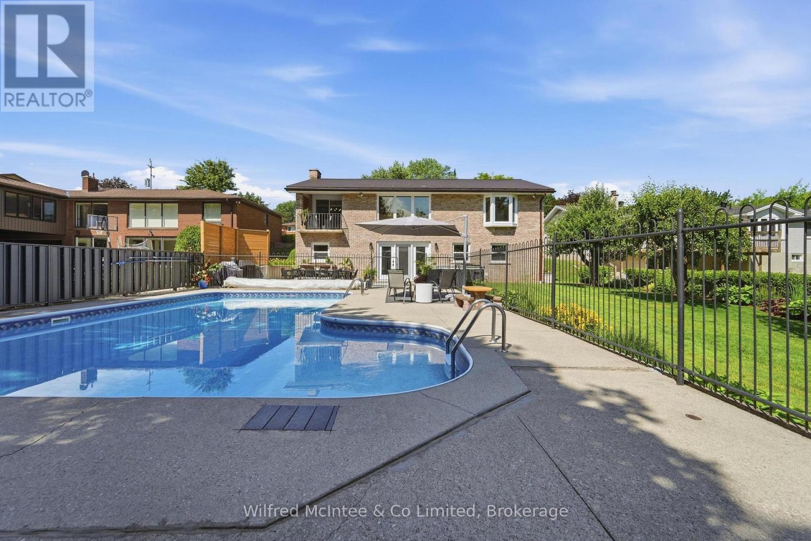 206 THOMAS STREET - 45